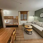 Laerchenwald Lodge *