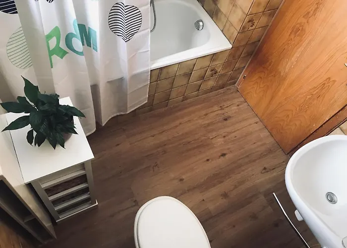 Laerchenwald 롯지 벨발트