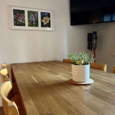 Laerchenwald بيت خشبي *